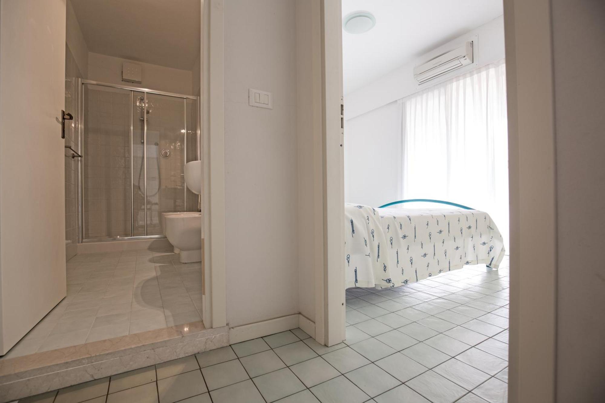 Residence Selenis Caorle Rom bilde